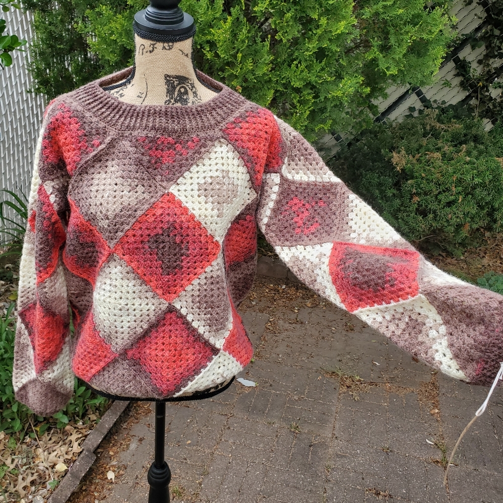 💖 New Handmade Granny Square Crochet Patched Pullover Sweater